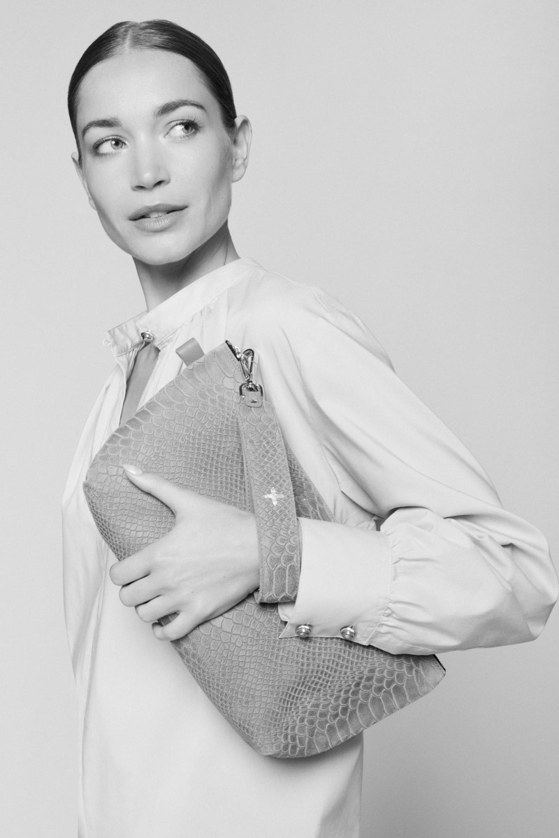 TPIL.SHO.NB.XXL-coverTPIL_1 TPIL.SHO.NB.XXL-coverTPIL_1