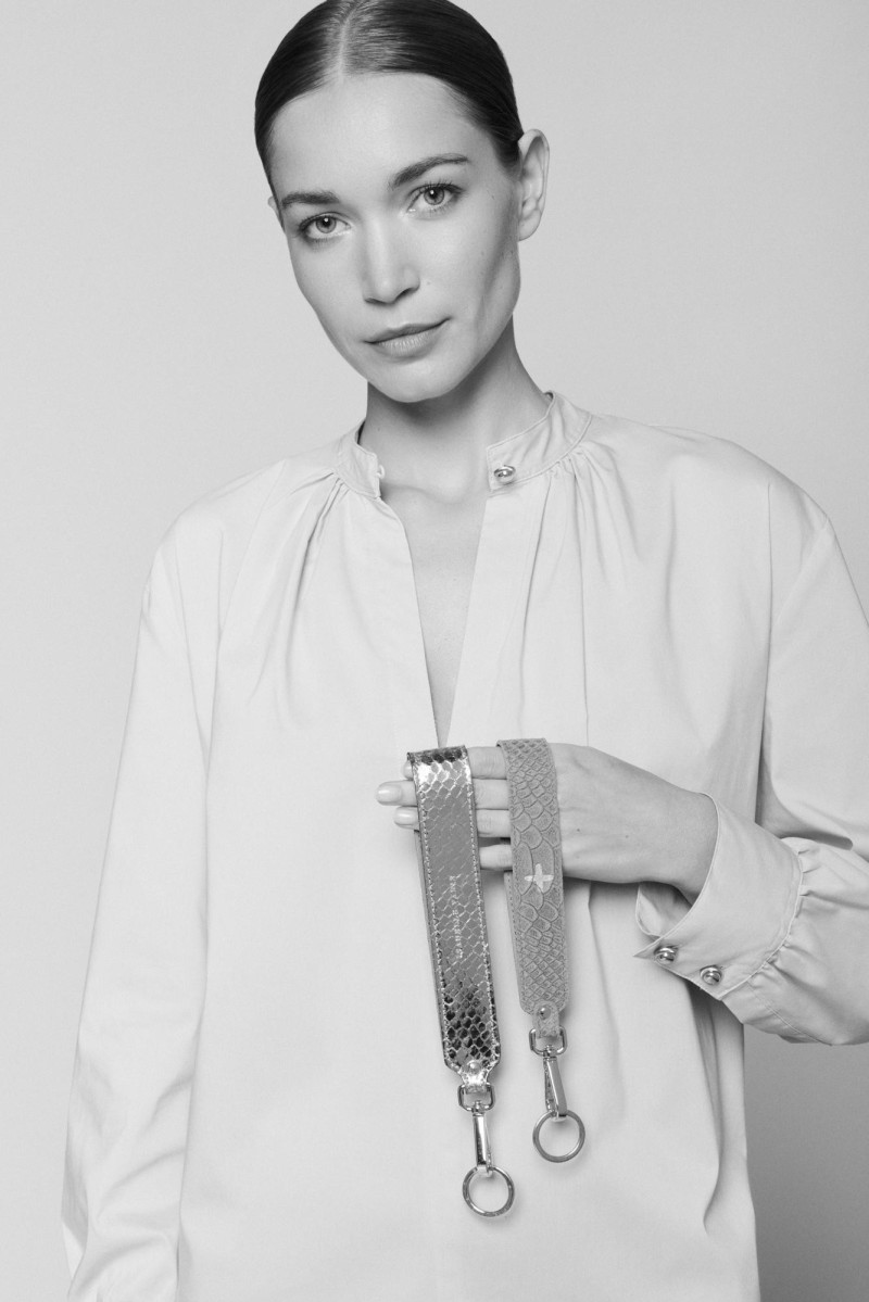 DCHR.SHO.NB.M-coverDMAD_3